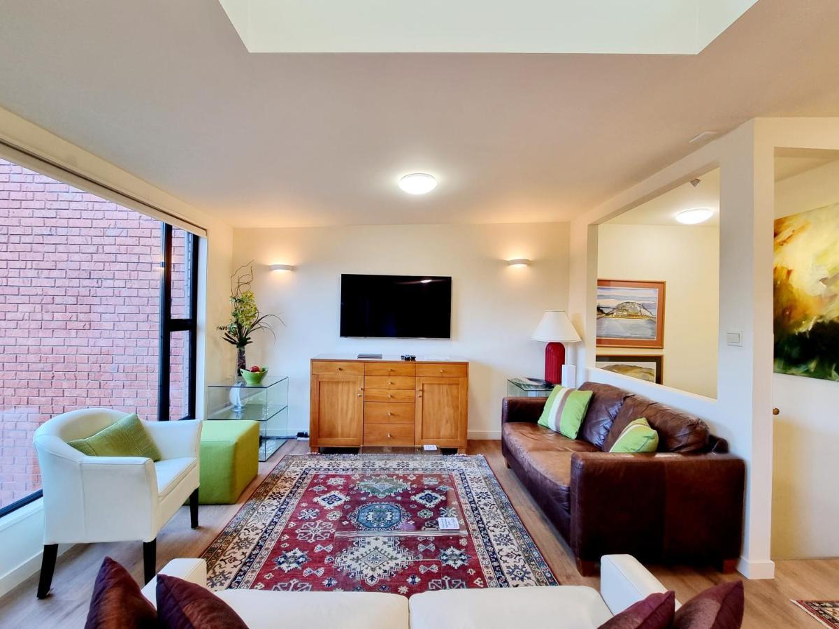 St James Apartments Queenstown Extérieur photo