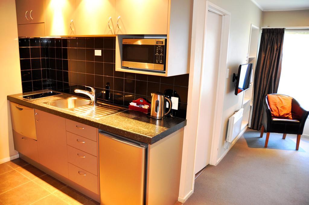 St James Apartments Queenstown Extérieur photo