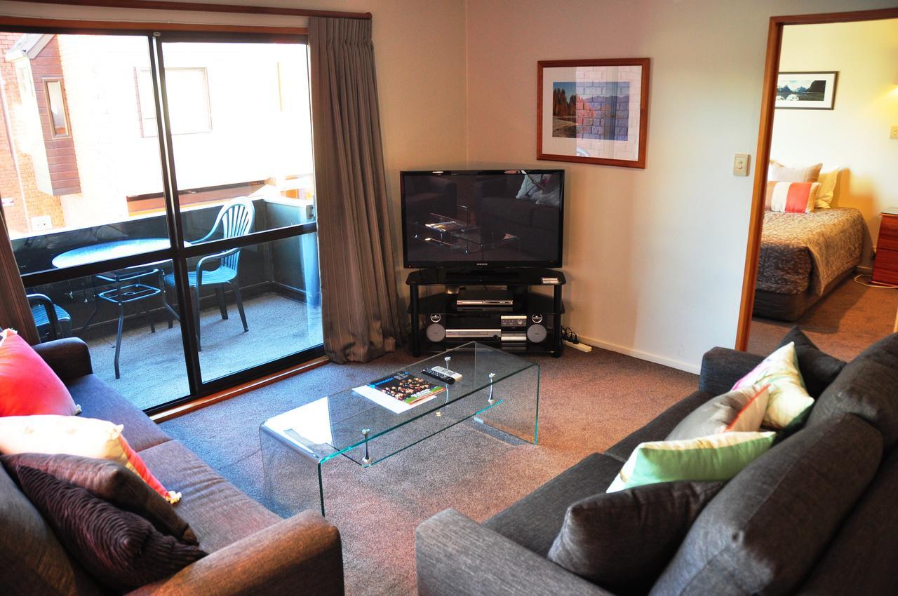 St James Apartments Queenstown Extérieur photo